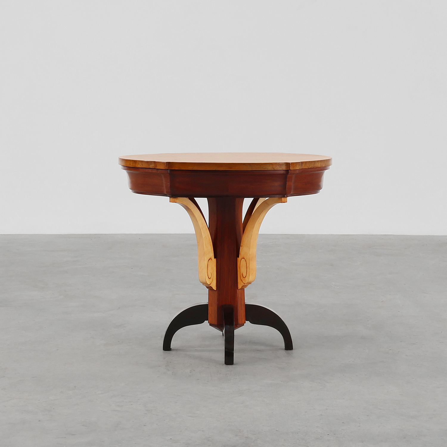 Art Deco side table in wood, France ca. 1930-img